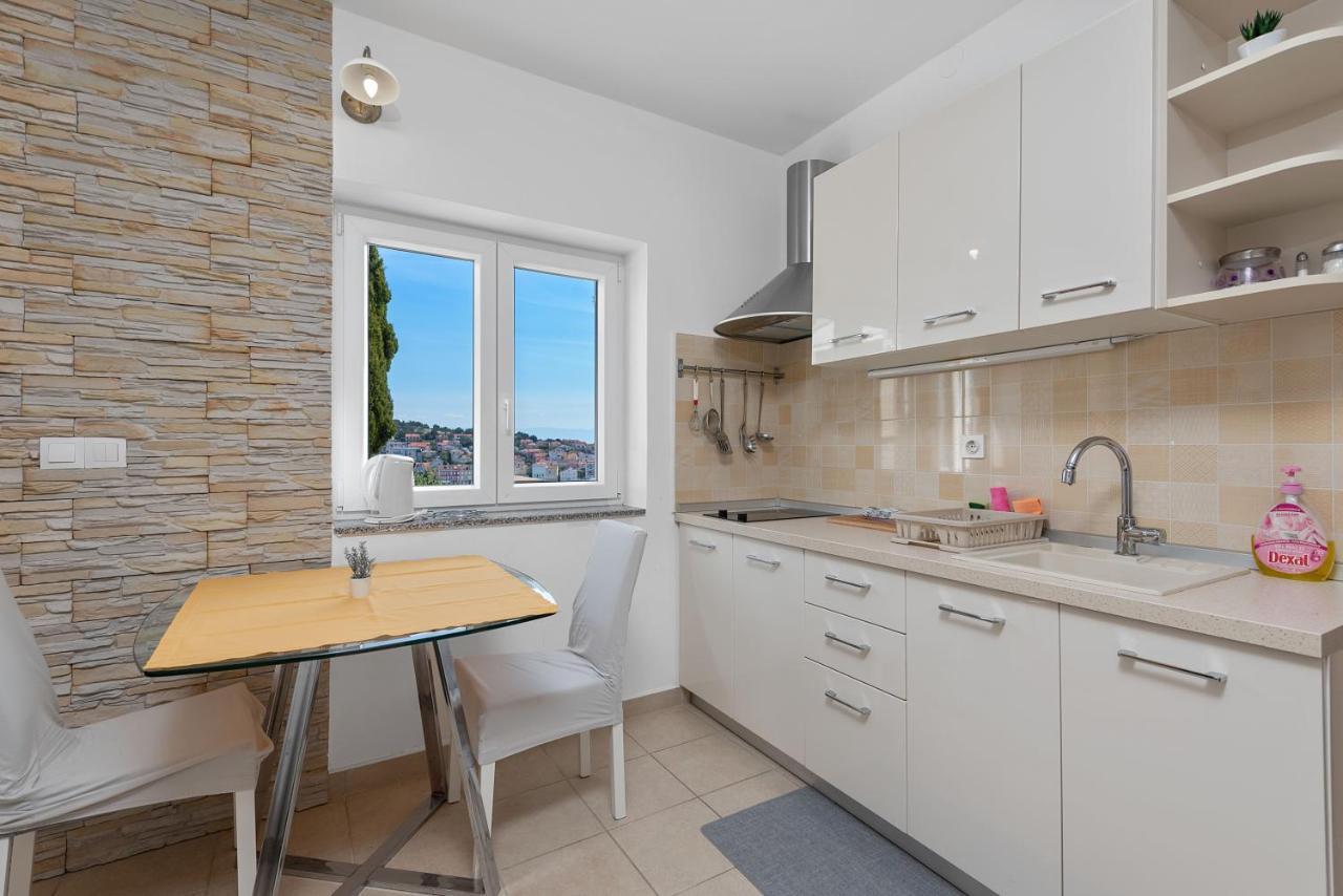 Apartments Joni Cikat Mali Lošinj Exterior foto